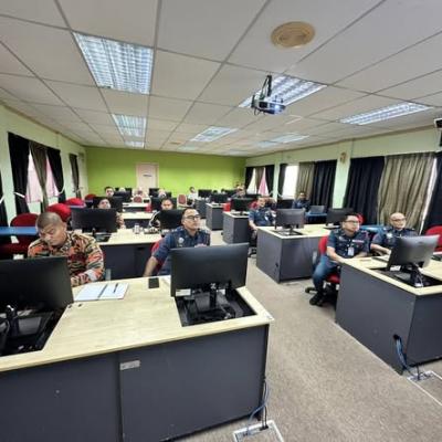 KURSUS ASAS CANVA - AKADEMI BOMBA & PENYELAMAT MALAYSIA WILAYAH TIMUR